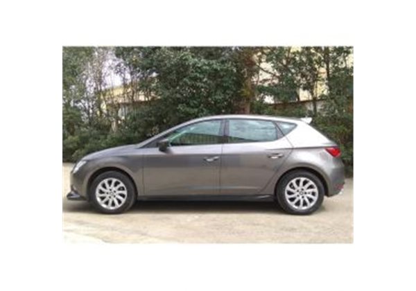 Juego de faldones laterales Seat Leon 5F 5-puertas incl. ST 2013- (ABS) 