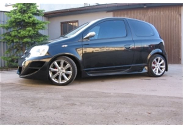 Taloneras Laterales Toyota Yaris Kioto 