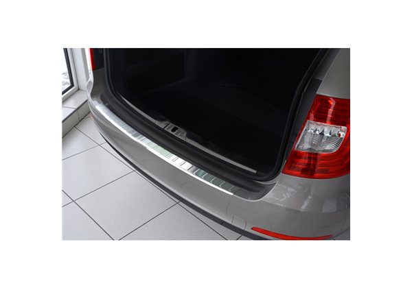 Protector Paragolpes Acero Inoxidable Skoda Superb Combi 2013-2015 'ribs' 