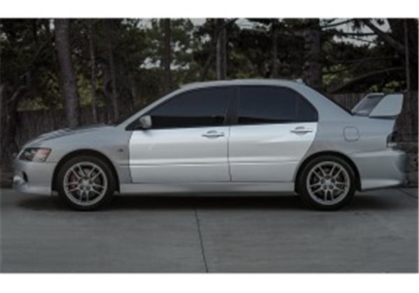 Puertas Mitsubishi Lancer EVO 9 OEM-Look Doors