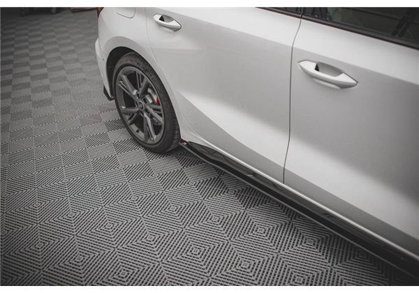 Añadidos taloneras Audi S3 / A3 S-line 8y Maxtondesign