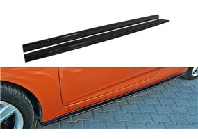 Añadidos taloneras Hyundai Veloster Maxtondesign