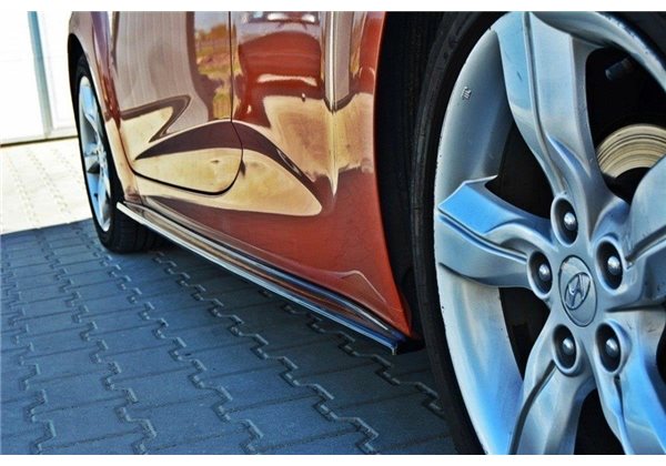 Añadidos taloneras Hyundai Veloster Maxtondesign