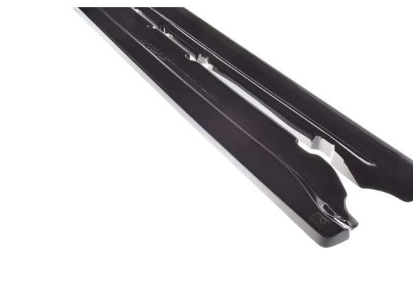 Añadidos taloneras Nissan 350z Maxtondesign