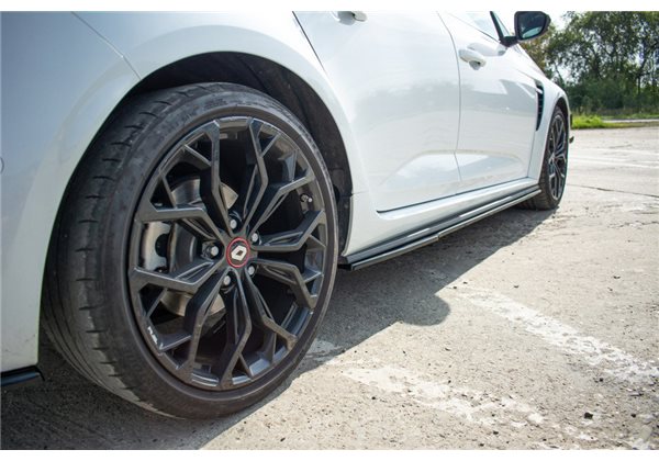 Añadidos taloneras Renault Megane Iv Rs Maxtondesign