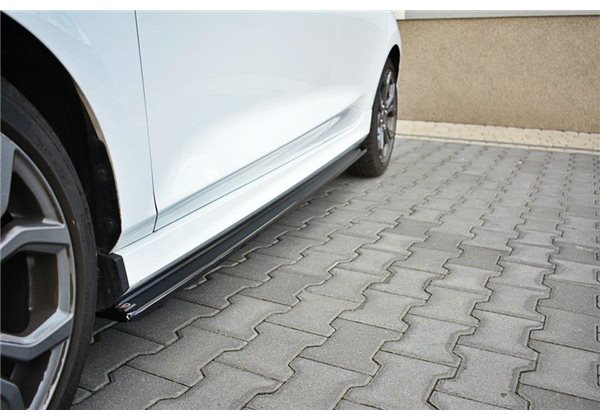 Añadidos taloneras V.1 Ford Fiesta Mk8 St / St-line Maxtondesign