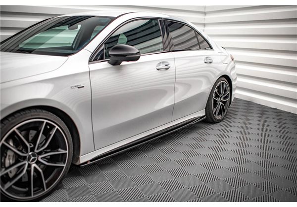 Añadidos taloneras V.2 Mercedes A35 Amg / Amg-line W177 Maxtondesign