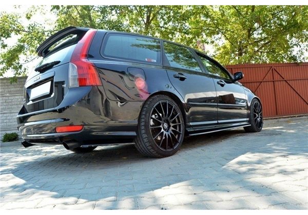 Añadidos taloneras Volvo V50f R-design Maxtondesign