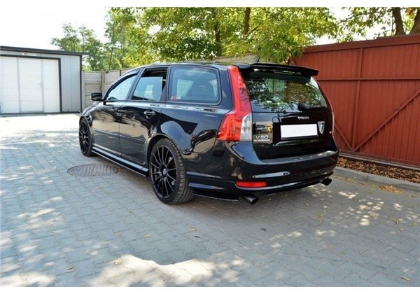 Añadidos taloneras Volvo V50f R-design Maxtondesign