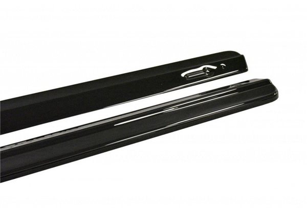 Añadidos taloneras Volvo V50f R-design Maxtondesign