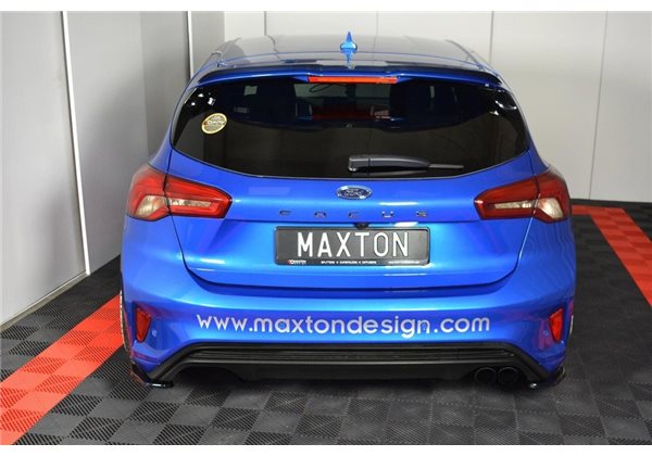 Añadidos V.1 Ford Focus St-line Maxtondesign