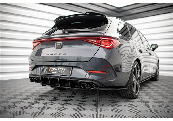 Añadido difusor Cupra Leon Maxtondesign