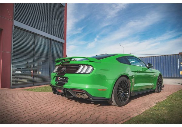 Añadido difusor Ford Mustang Gt Mk6 Facelift Maxtondesign