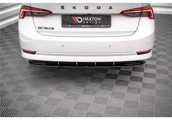 Añadido difusor Skoda Octavia Mk4 Maxtondesign