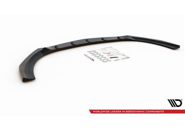 Añadido V.1 Mercedes-benz Cla Amg-line C118 Maxtondesign