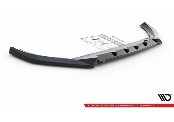 Añadido V.2 Volvo Xc60 Mk2 R-design Maxtondesign
