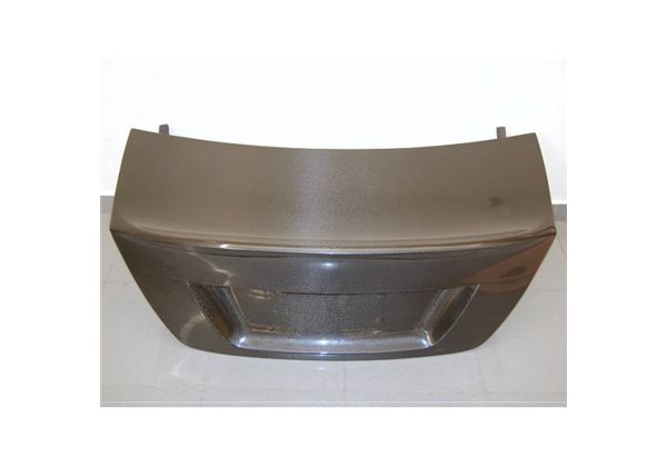 Portón Carbono Mercedes W204 4 Puertas C63 Csl