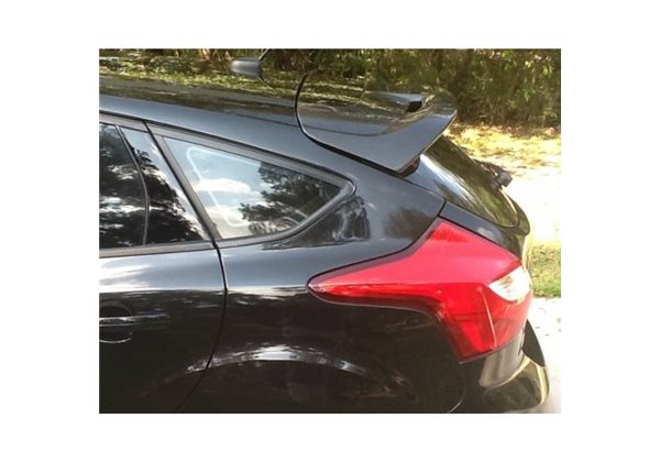 Alerón Ford Focus St 2012 C/luz Carbono
