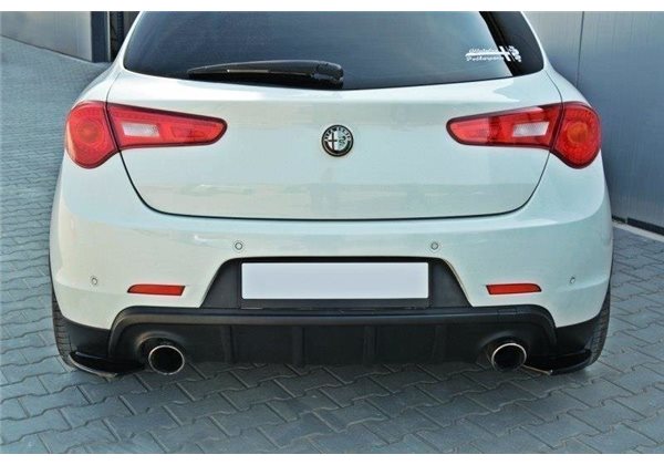 Añadidos Laterales Alfa Romeo Giulietta Zender 2010- Maxtondesign