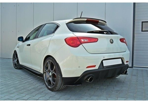 Añadidos Laterales Alfa Romeo Giulietta Zender 2010- Maxtondesign