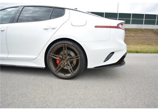 Añadidos Laterales Kia Stinger Gt 2017- Maxtondesign