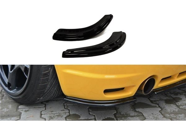 Añadidos Laterales Vw Golf Iv R32 2002-2004 Maxtondesign