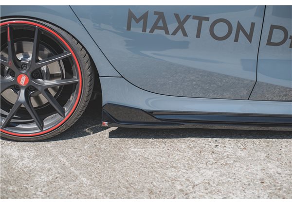 Añadidos Taloneras Laterales Bmw 1 F40 M-pack 2019 - Bmw 1 F40 M135i 2019 - Maxtondesign