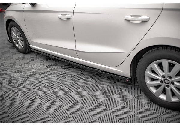 Añadidos Taloneras Laterales Seat Ibiza Standard Mk5 2017 - 2021 Seat Ibiza Fr Mk5 2017 - 2021 Maxtondesign