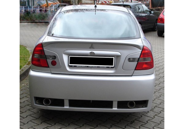 Paragolpes Trasero Mitsubishi Carisma 96-99