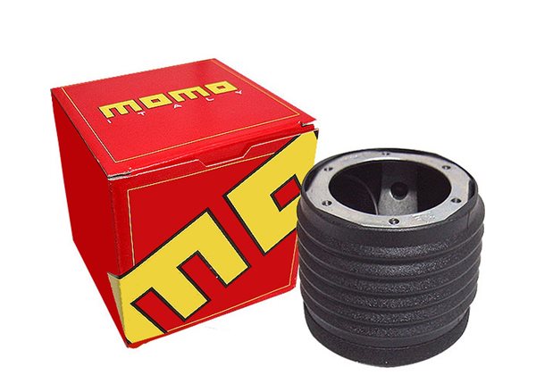 Piña Volante Momo Ford Fiesta Todos 2014_