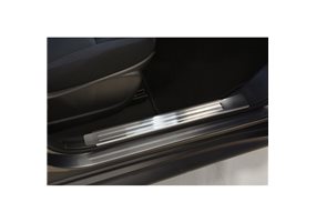 Protector Nissan Juke 2010- - 'Lines' - 2-piezas