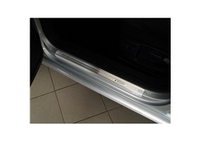 Protector Volkswagen Passat 3C Sedan/Variant 2005-2014 - 'Exclusive' - 4-piezas