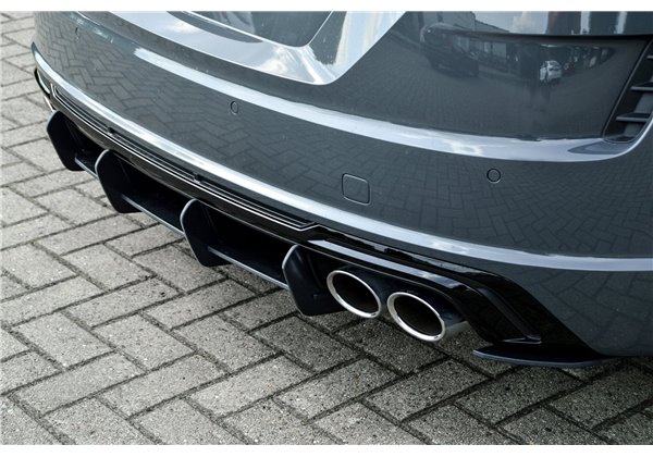 Añadido trasero Audi TTS 8S Facelift