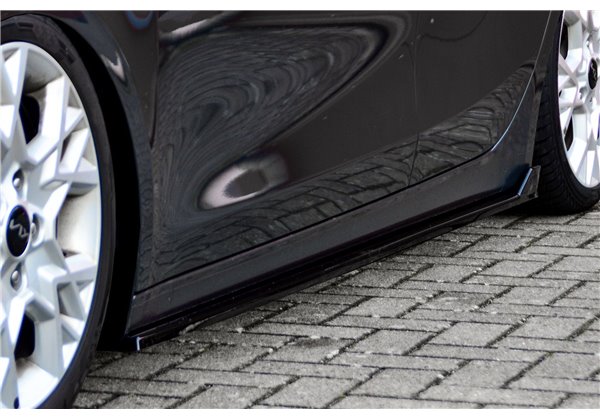 Añadidos laterales Kia Ceed GT desde año 21-