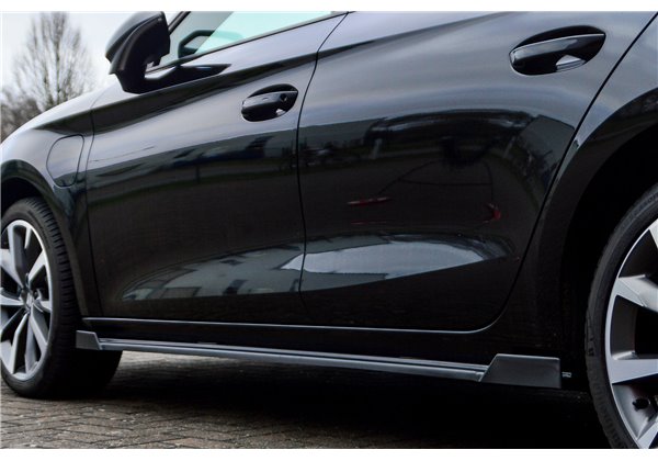 Añadidos laterales Seat Leon K