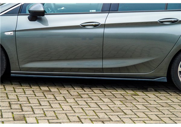 Añadidos laterales Opel Astra K