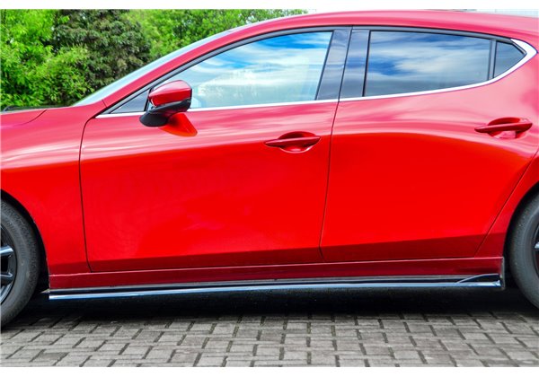 Añadidos laterales Mazda 3 BP