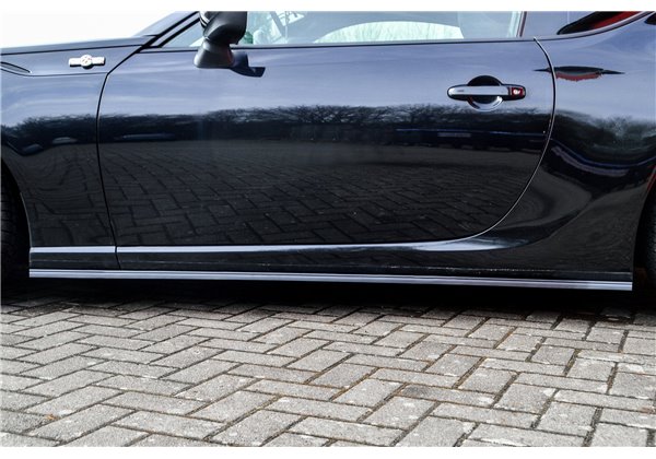Añadidos laterales Toyota GT86