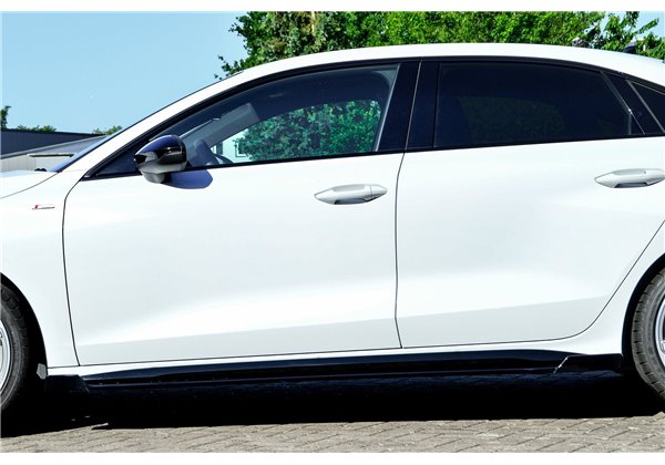 Añadidos laterales Audi A3 8Y S-Line + S3