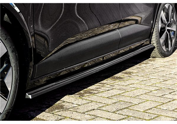 Añadidos laterales Renault Megane E-Tech RCB