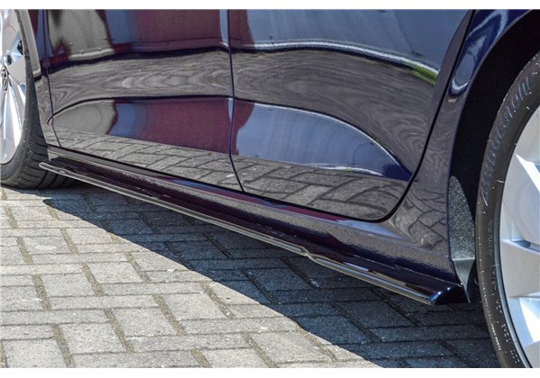 Añadidos laterales Volkswagen Golf 8