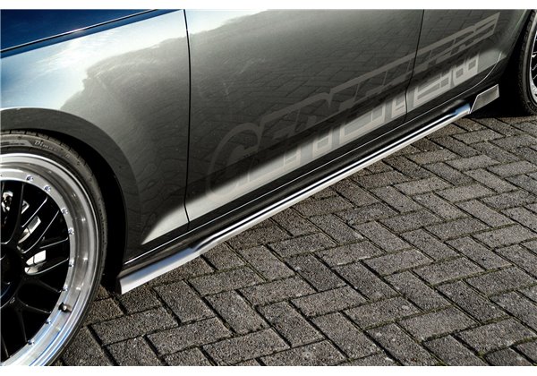 Añadidos laterales Audi A4 B9