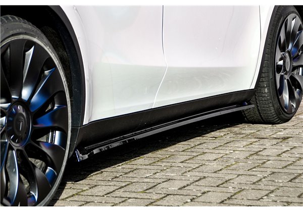 Añadidos laterales Tesla Model Y desde año 2020-