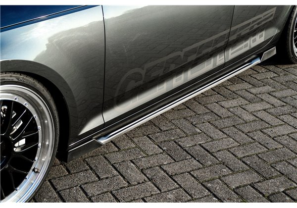 Añadidos laterales Audi A4 B9