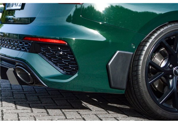 Añadidos Audi RS3 8Y Limousine