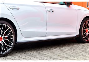 Añadidos laterales Skoda Octavia RS NX