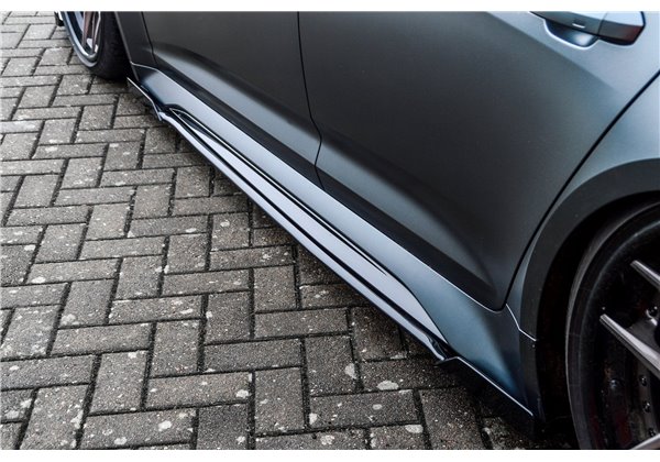 Añadidos laterales Audi RS7 C8 desde año 2019-