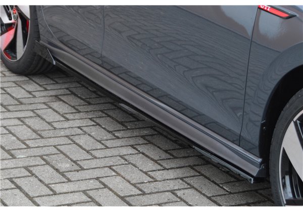 Añadidos laterales Audi TT S-Line + TTS 8S+ TTRS 8S