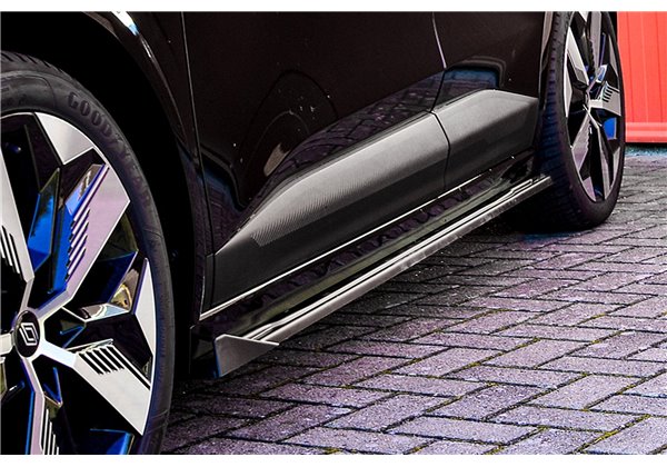 Añadidos laterales Renault Megane E-Tech RCB