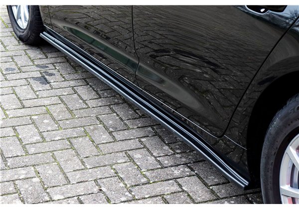 Añadidos laterales Audi A6 C8 F2